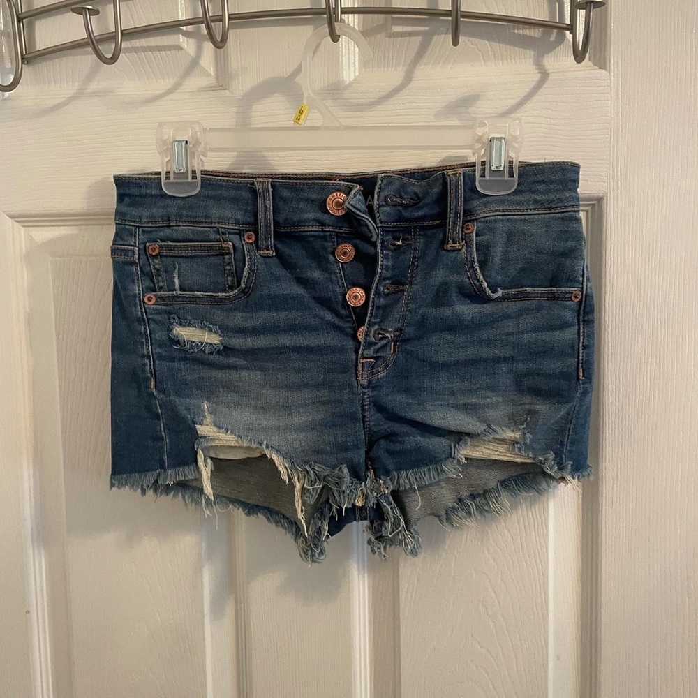 American Eagle shorts!!